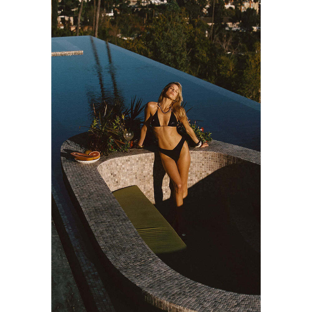 12th Tribe Sombra Black V Cut Bikini Bottoms Size SS
